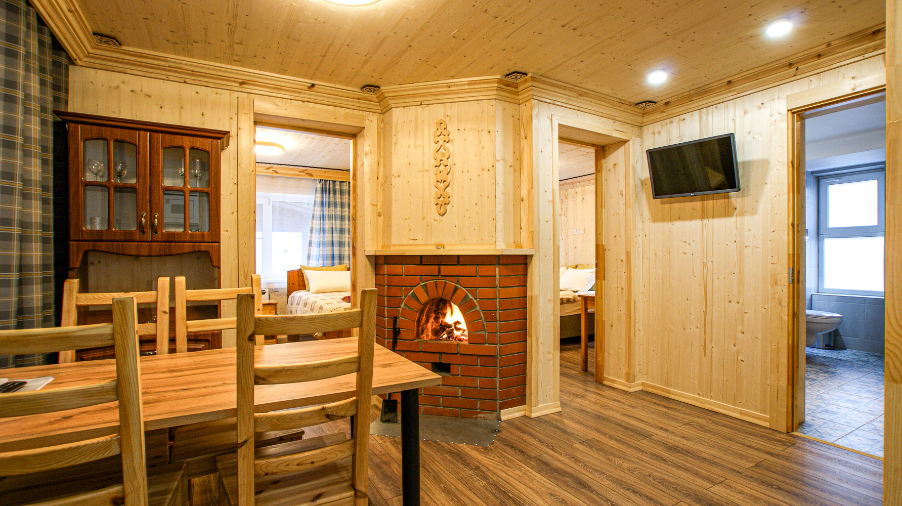 Коттедж ЛЮКС Семейный с 2 спальнями